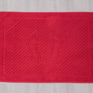 Полотенце для ванной с рисунком ножки красное 50х70